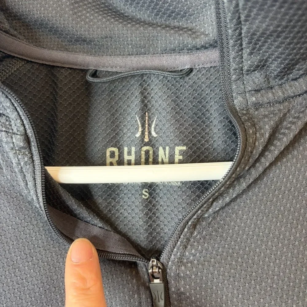 RHONE Charcoal Long Sleeve Quarter-Zip Sweatshirt size Small